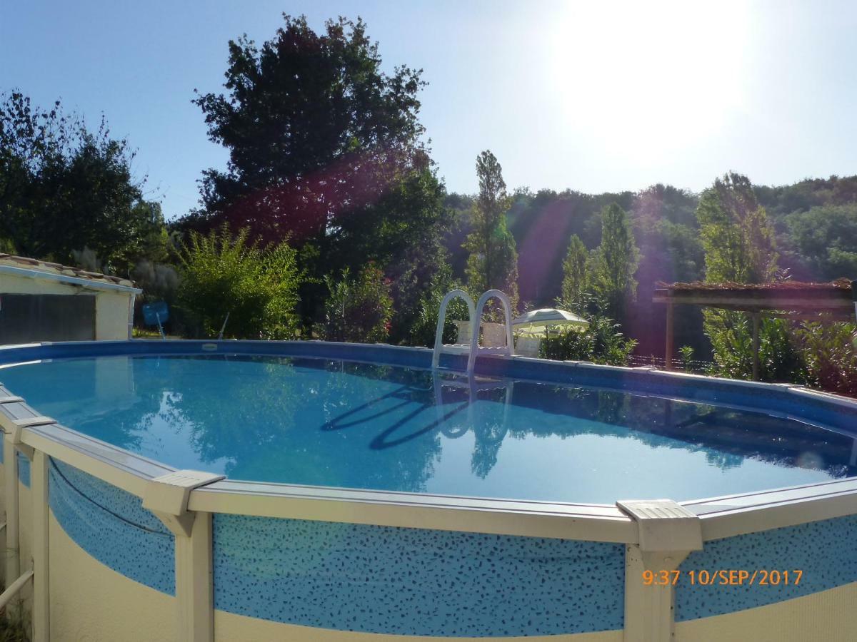 Les Volets Verts Lamothe-Montravel Exterior foto